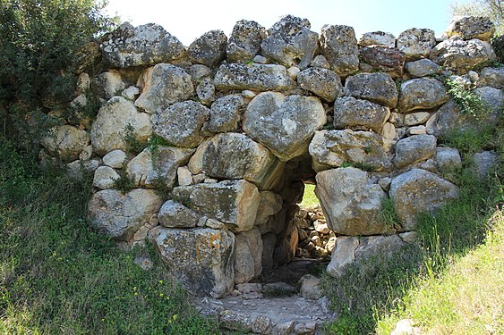 Kazarma bridge, a mycenaean bridge near Arkadiko, Peloponnese