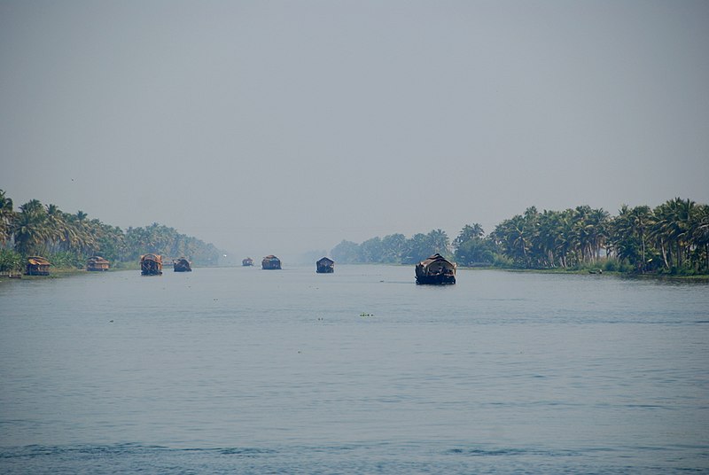 File:Kettuvellam vembanad lake.JPG