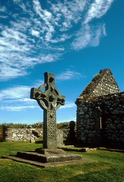 File:Kildalton Cross - geograph.org.uk - 860780.jpg