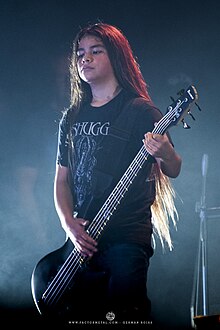 Trujillo performing with Korn in 2017.