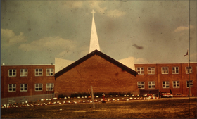 Suuntaa-antava kuva artikkelista La Tuque Native Residential School