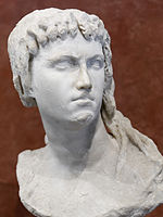 Клеопатра ІІ або ІІІ. 2 ст. до н. е., Лувр