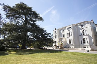 <span class="mw-page-title-main">Lambrook</span> School in Winkfield, Berkshire, England