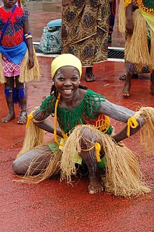 Liberian dancer. LiberianPerformer2009.jpg