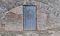 Lille.- Voûte de l'ancien canal des Vieux Hommes dans la courtine de la porte de Roubaix