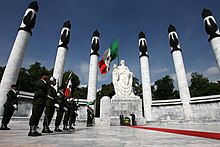 Memorial to the Mexican cadets killed in the Battle of Chapultepec, 1952 Lula in Chapultepec.jpg