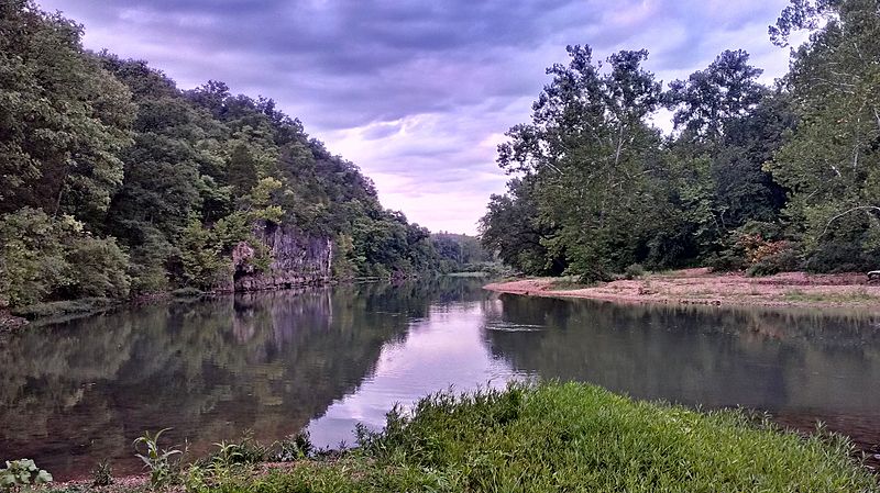 File:Meramec River 12Aug2012 55.jpg