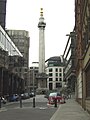 크리스토퍼 렌과 로버트 훅이 설계한 런던 대화재 기념탑.