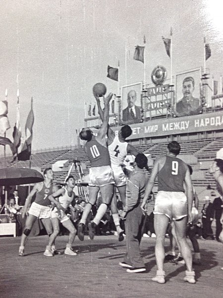 European Cup, Moscow 1953. Zacharia Ofri (#4, Israel) tipping off the ball