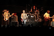 Contemporary garage punk band Mudhoney Mudhoney June 2007.jpg