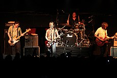 מאדהאני, 2007, מצד שמאל: מדיסון, ארם, פיטרס וטרנר
