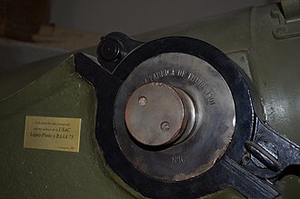 Gun trunnions often bear factory markings Museo de Artilleria de Cartagena-Canon de costa 150-45 1.jpg