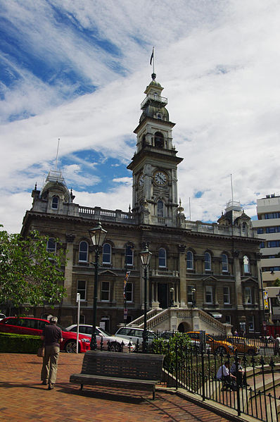 File:NZL-dunedin-rathaus.jpg