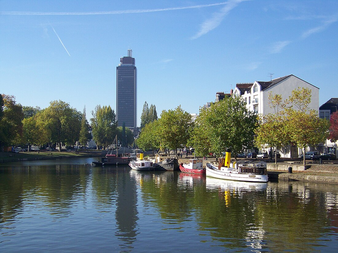 File:Nantes - Erdre.jpg