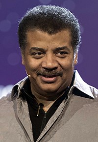 Neil deGrasse Tyson in June 2017 (cropped).jpg