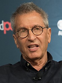 Nicholas Meyer (28891156353) (beschnitten).jpg