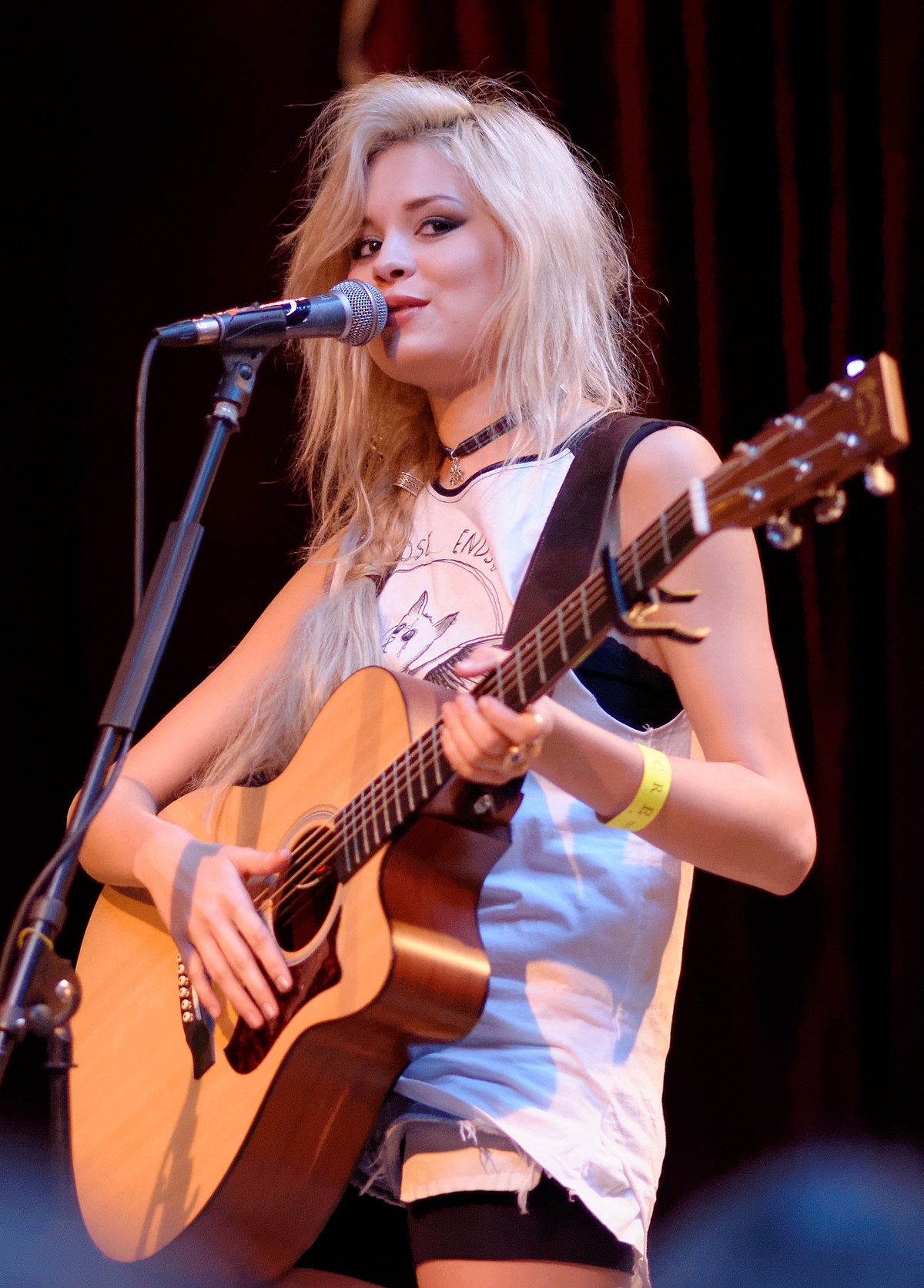  nackt Nesbitt Nina Nina Nesbitt