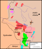 De omotiska språkens utbredning: Sydomotiska (grönt), Nordomotiska (rött) och Mao (lila)