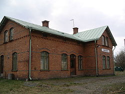 Ormaryd station.JPG