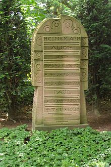 Heinemann gravestone