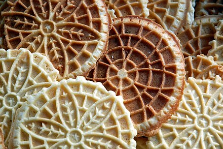 Pizzelle, Christmas waffles in a loose stack