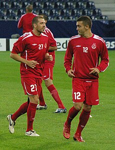 Joueurs de l'Hapoël Tel Aviv, Victor Maree (12) & Romain Rocchi (27) .jpg