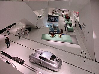 Porsche Museum 114.jpg