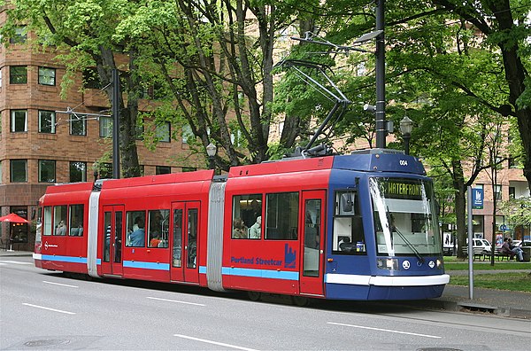 A Škoda 10 T on the Portland Streetcar