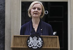 Prime Minister Liz Truss announces her resignation (cropped) (3).jpg