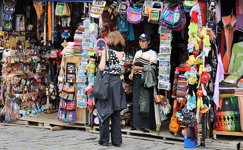 File:Quito Panecillo shopping.jpg