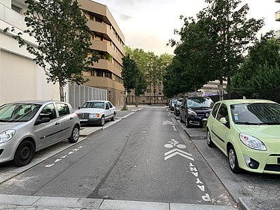 Comment aller à Rue Andrée Putman en transport en commun - A propos de cet endroit