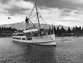 SS Earnslaw 2.jpg