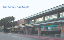 Sam Rayburn Tinggi School.jpg