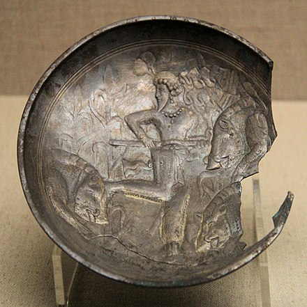 A Sasanian plate with hunting scene, from the Northern Wei tomb of Feng Hetu (封和突), a Xianbei military official, 438–501) in Xiaozhan village, Datong. Shanxi Museum.[15]