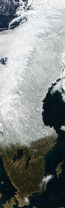 Satellite image of Sweden in March 2002.jpg