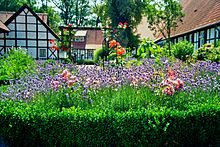 Garden at the Schultenhof in Mettingen, North Rhine-Westphalia, Germany Schultenhof Mettingen Bauerngarten 8.jpg