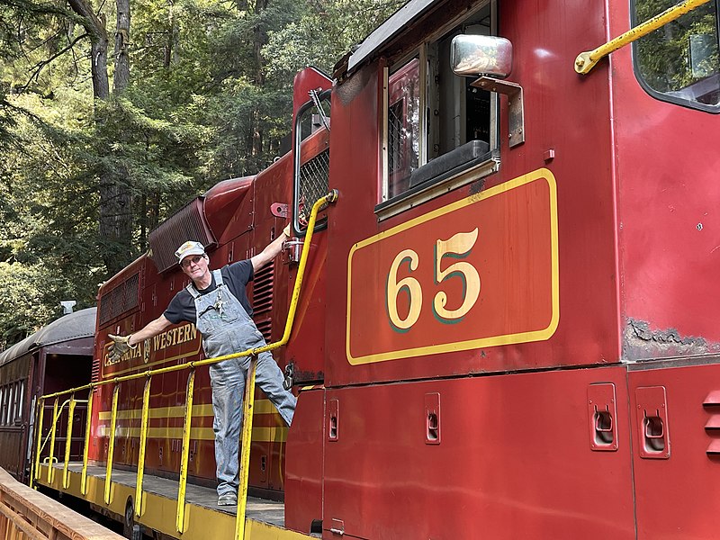 File:Skunk Train - 2021-08-22 - Sarah Stierch 09.jpg