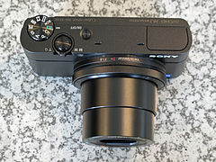 Sony Cyber-shot DSC-RX100 02.jpg