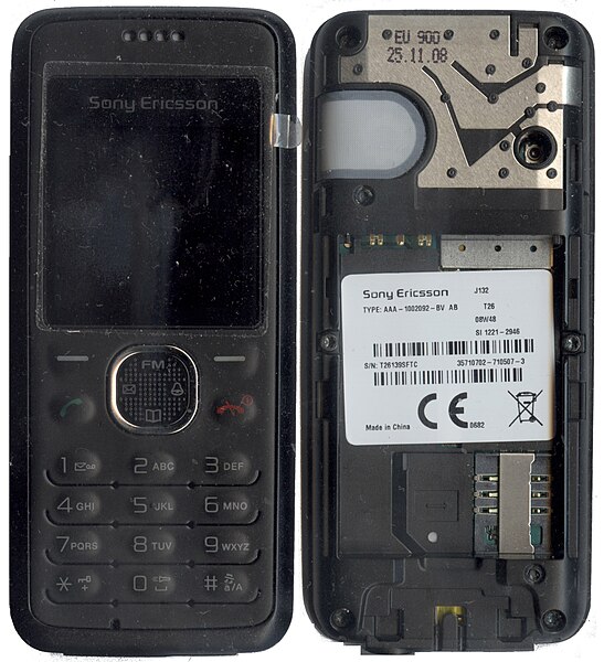 File:Sony Ericsson J132 01.jpg