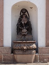 Fontaine dite de Mars (XIXe), devant le 59 rue Jean-Jaurès