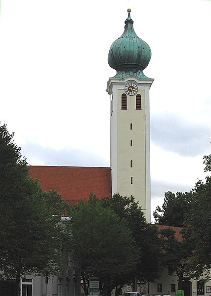 File:St. Maria Ramersdorf-München 1.jpg