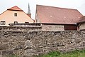 Ringmauer und Zwingermauer, Deutschordensstraße 22, 24, von Süden weitere Bilder