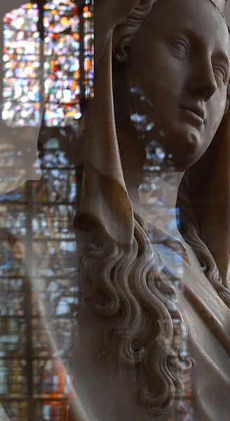 File:Statue of Saint Catherine Gravenkapel Kortrijk 17052015 3.jpg