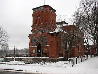 Kuidas ühistranspordiga sihtpunkti Tõrva Kirik-Kammersaal jõuda - kohast