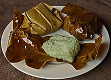 Tapai ketan, fermented glutinous rice wrapped in leaf, Kuningan, West Java. Tape Kng 070609 230 tdp.jpg