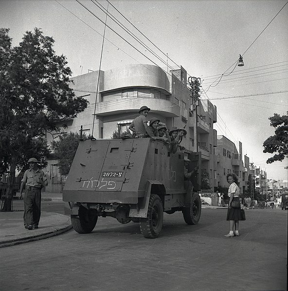 File:Tel Aviv-Yafo 997009322956505171.jpg