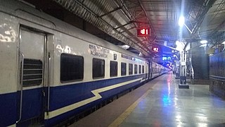 Dadar Madgaon Jan Shatabdi Express at the Dadar Terminus on Central line side