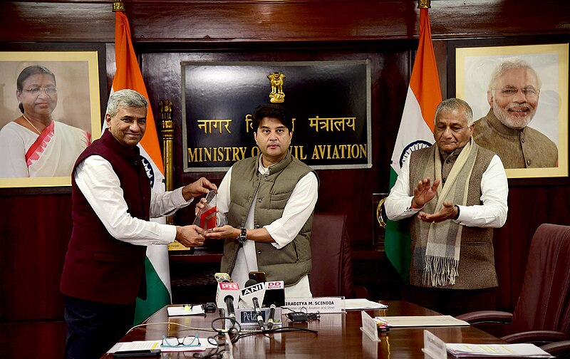 File:The Union Minister of Civil Aviation Shri Jyotiraditya Madhavrao Scindia with Minister of State General Vijay Kumar Singh.jpg