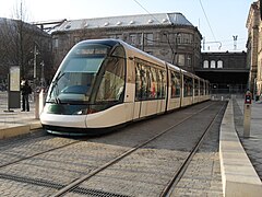 Estação de superfície (término) da linha de bonde C.