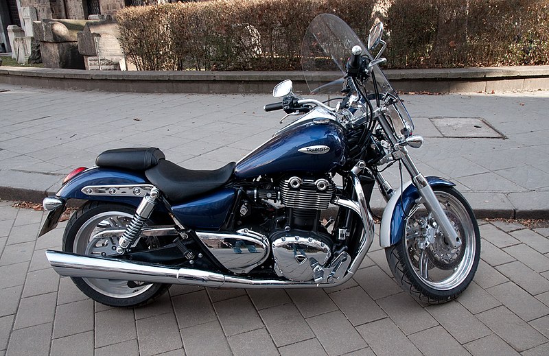 File:Triumph Thunderbird1600 1.jpg